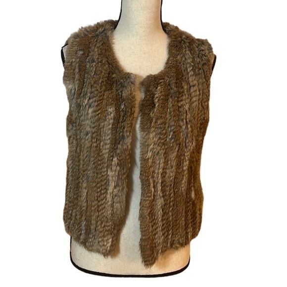 525 America Luxe Natural Rabbit Fur Vest Sz-M - Picture 1 of 9